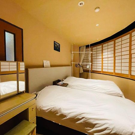 אוסקה 東瀛stays 6階 ゆったり庭付きワンフロア部屋 מראה חיצוני תמונה