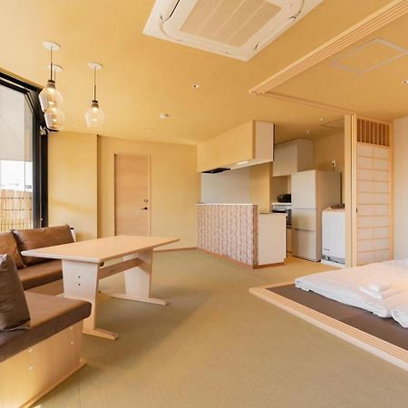 אוסקה 東瀛stays 6階 ゆったり庭付きワンフロア部屋 מראה חיצוני תמונה